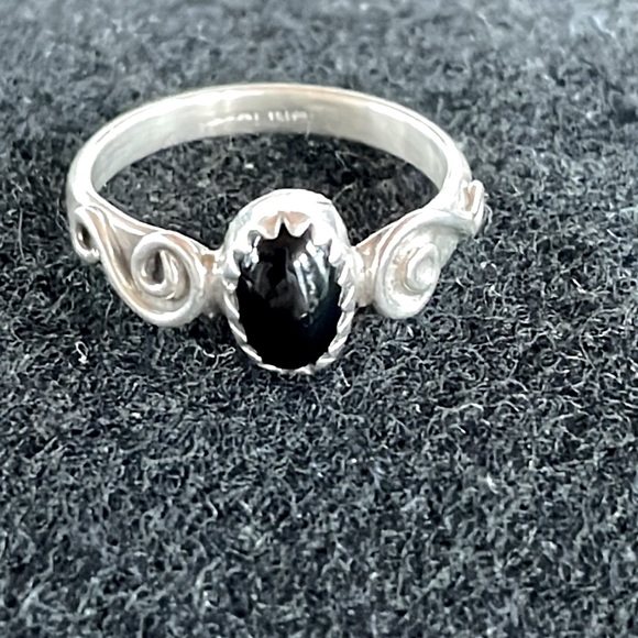 Bundle-Sterling Silver Rings - Picture 4 of 5